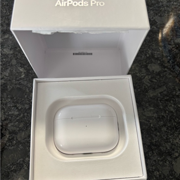 Sold - Picture 3 of 5